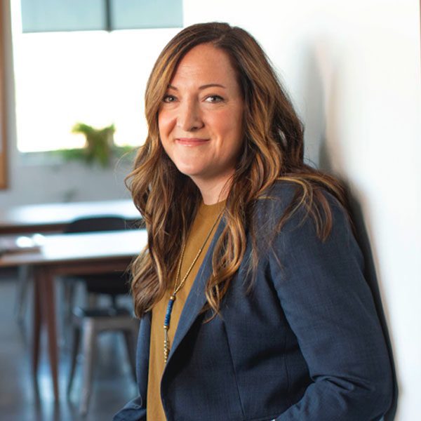 About Lisa Martin Profile